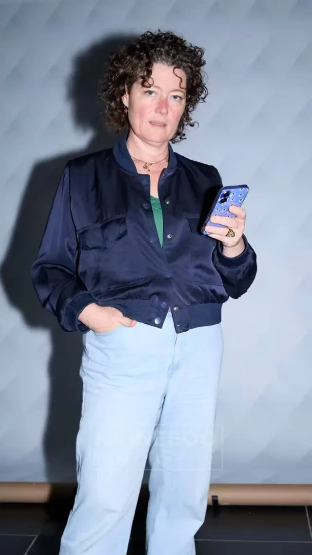 “Maar dat kan toch ook ff via je telefoon?” 
Jaja ff is nóóit ff! Maar toch getriggerd om ‘t uit te zoeken… Mijn nieuwe handflitser moest ook nog getest worden, dus let’s Go en hoe fijn is het dat “ff” eindelijk ook echt eens een keer ff was. 27 min en ik heb de flitser gemasterd én de zelf ontspanner van mijn camera gekoppeld met mijn telefoon! En het werkt nog ook!
Bam! 💥